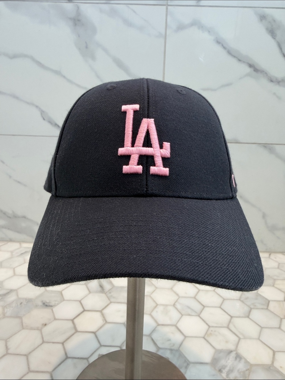 47 LA Los Angeles Dodgers MLB MVP Black & Pink Velcro Adjustable Baseball Hat